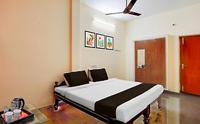 Hotel O Poigai Near Airport